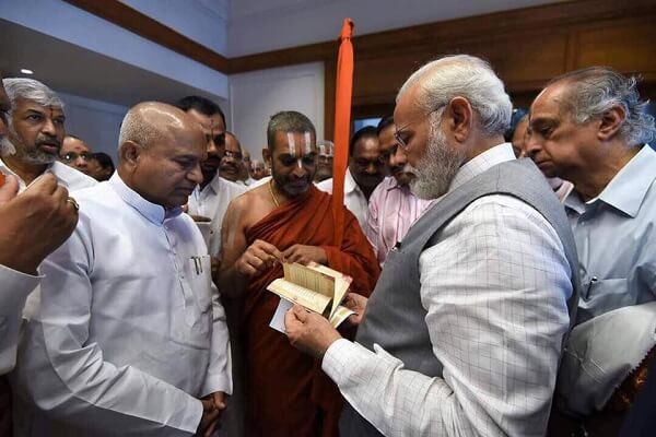 HH Chinna Jeeyar Swamiji with Prime Minister Narendra Modiji on Ramanuja Sahasrabdi Day