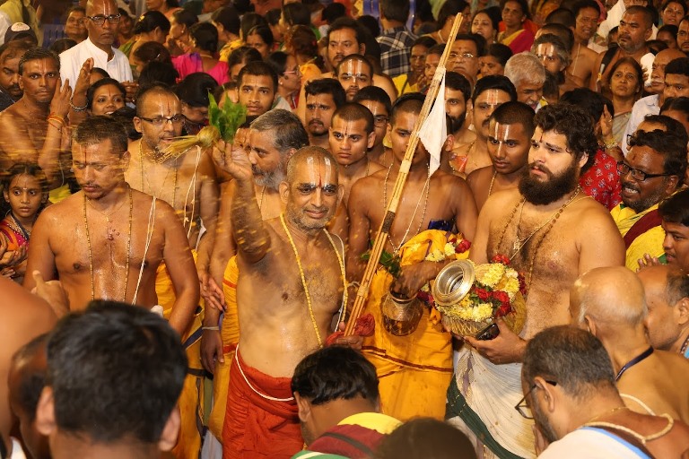 HH Chinna Jeeyar Swamiji Prokshana Devotees Samatha Kumbh 2024 Statue of Eqaulity