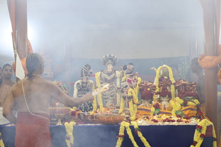 Sree Rama Chandra Swami at Yagshala HH Chinna Jeeyar Swamiji