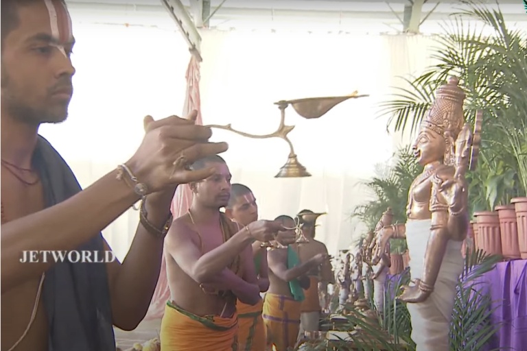 Thirumanjanam to Divya Desa Perumals who graced us in Theppotsavam yesterday evening