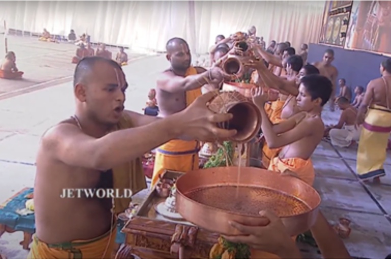Sahasra dhaaraa snaanam