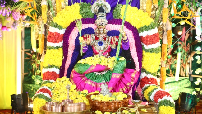 Dhanya Lakshmi Alankaram