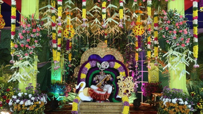 Vidya Lakshmi Alankaram Saran Navratri Celebrations