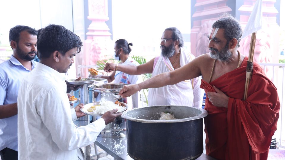 Statue of Equality Tadiyaradhana HH Chinna Jeeyar Swamiji