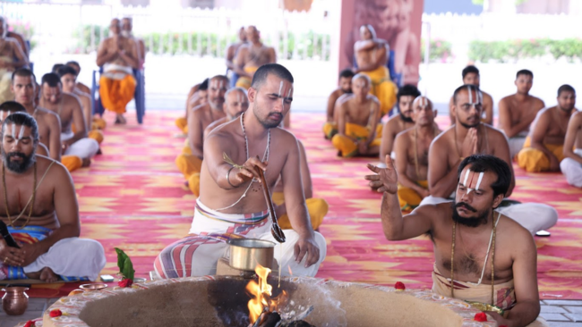 11 Days Sudarshana Maha Mantra Homam Day 8