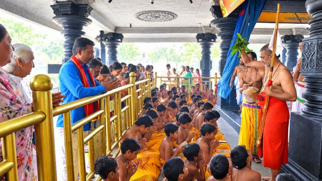 Saran Navaratri Celebrations Day 7 Vidya Lakshmi Alankaram